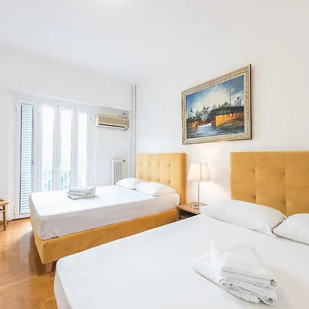 Victoria Plaza Palace Апартаменты